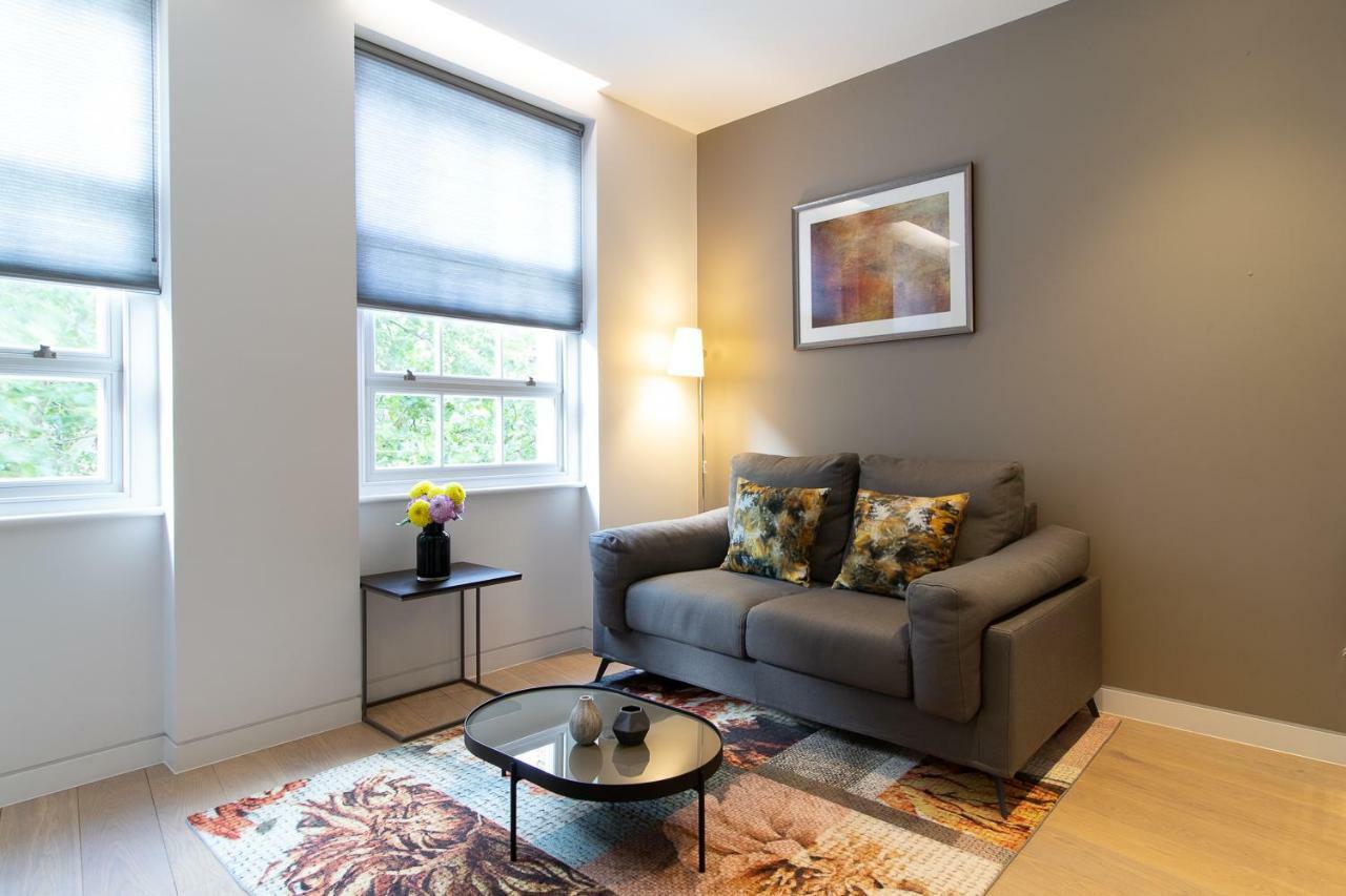 Mirabilis Apartments, Wells Court Londen Buitenkant foto