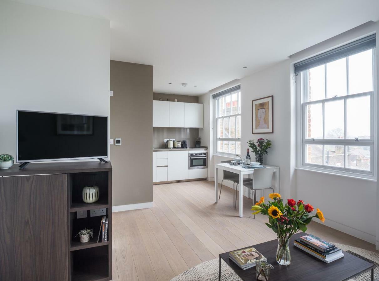 Mirabilis Apartments, Wells Court Londen Buitenkant foto