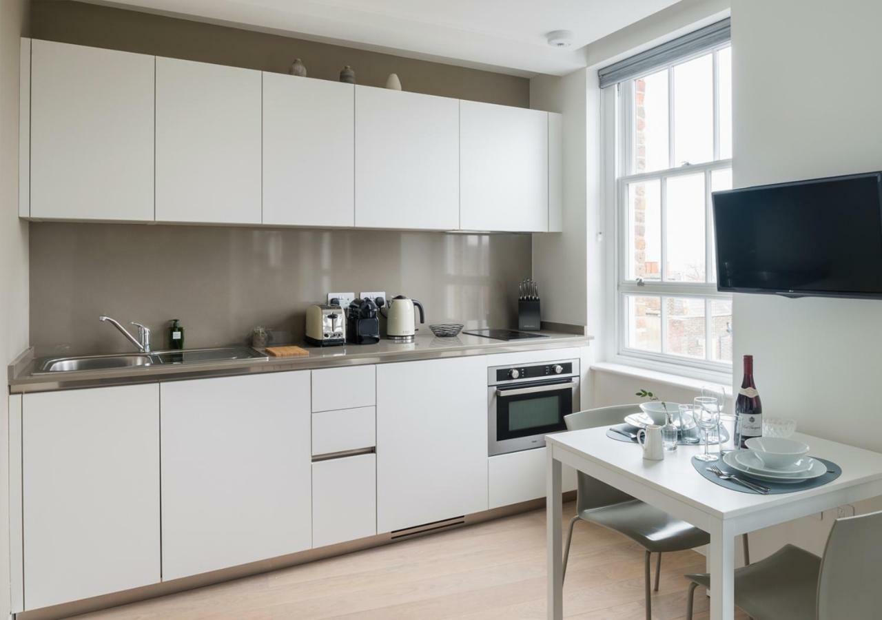 Mirabilis Apartments, Wells Court Londen Buitenkant foto